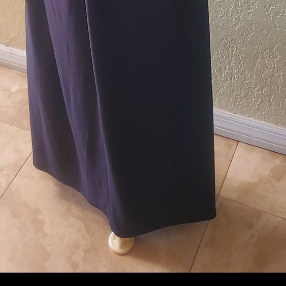 Long black, cold shoulder R& M Richards evening dress. Size 12. NWT. - Picture 8 of 8